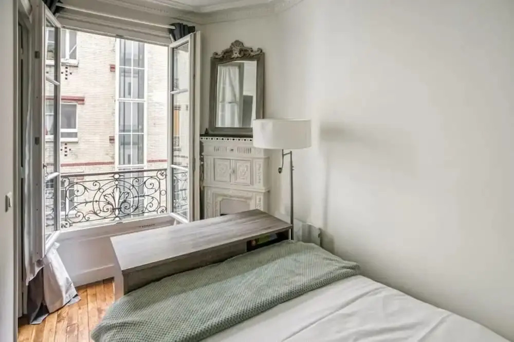 Stunning 2 Bedrooms Apartment - Modern & Cosy