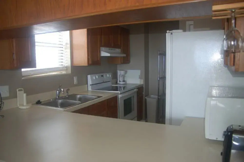 Crescent Sands at CB, Unit 4-L - 3 Br Condo