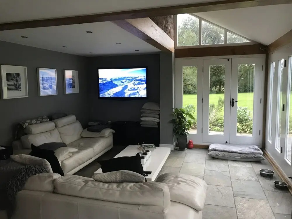Character Farmhouse in the Heart of Cheshire