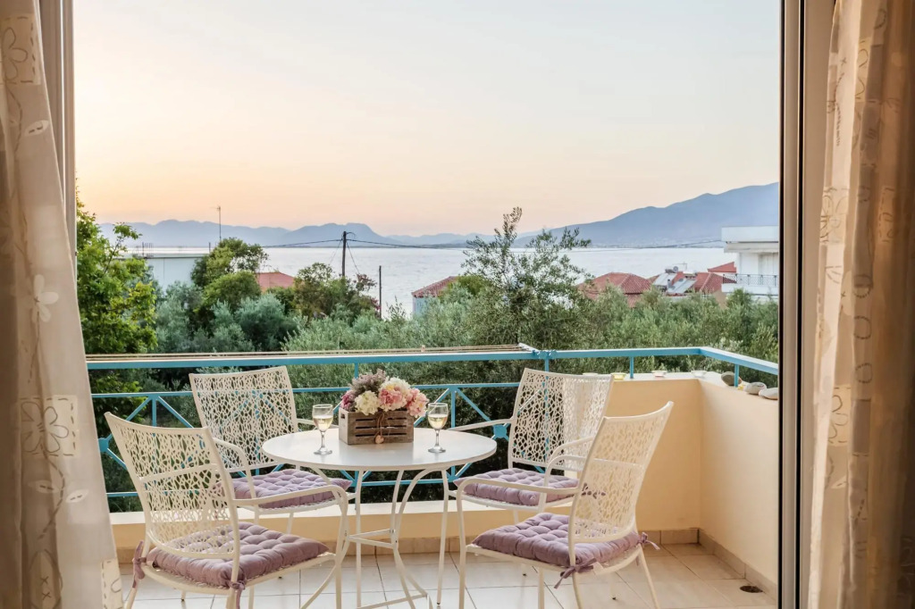 Seaview Terrace Haven-perfect Location Near the Sea
