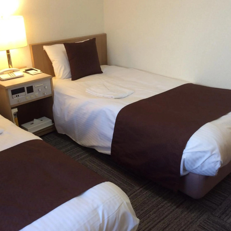 Shin-Osaka Sunny Stone Hotel