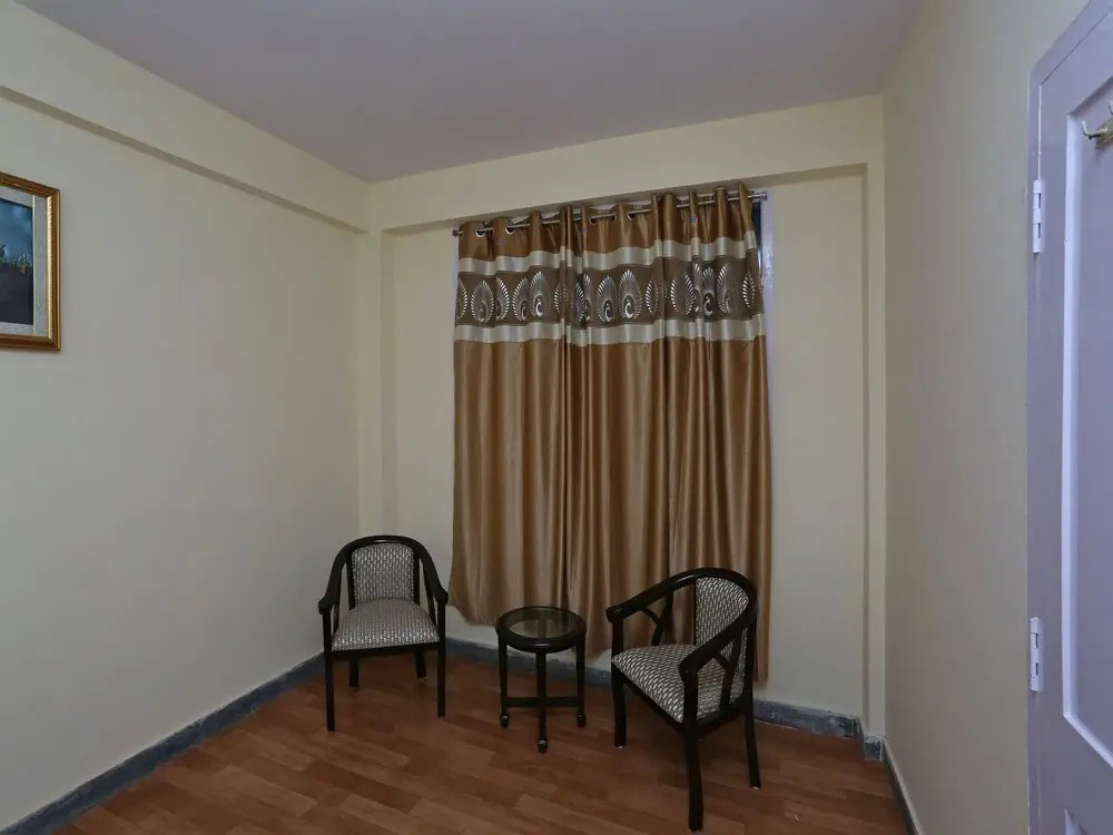 OYO 13762 Home Peaceful 2BHK Kasumpti