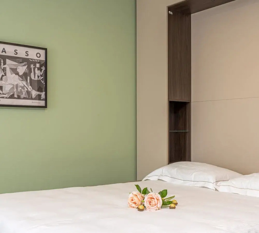 Icon H 205 Suite Micro-living