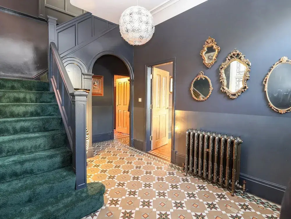 Livingstone House
