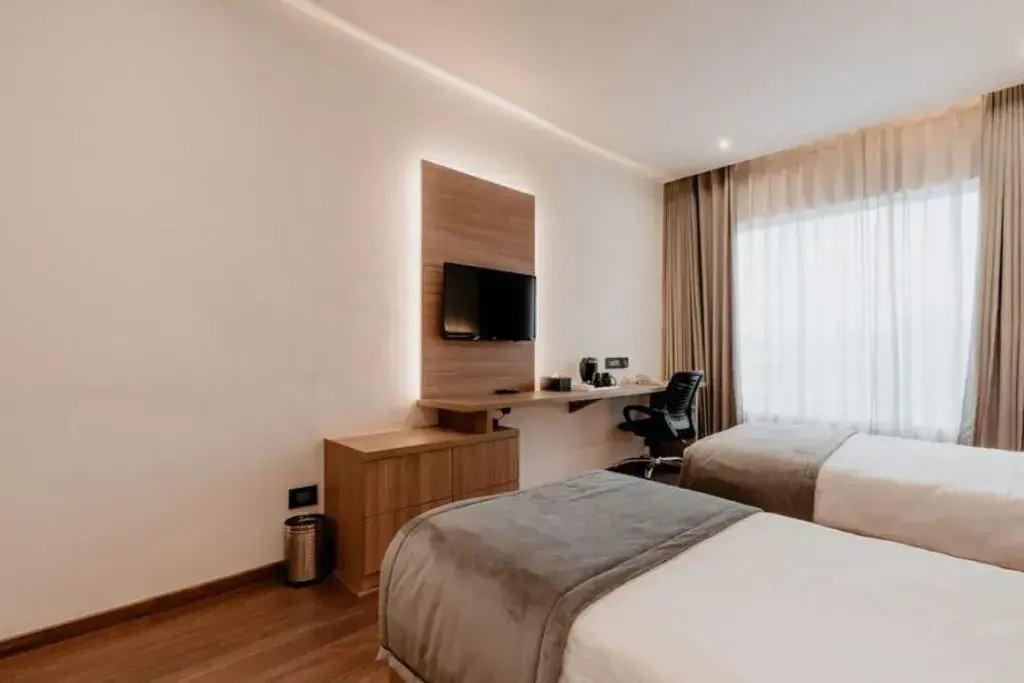 Velvette Hotel
