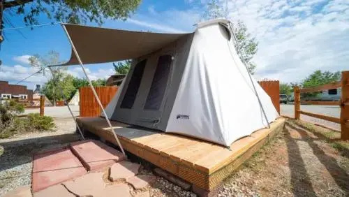 FunStays Glamping Setup Tent in RV Park #1 OK-T1