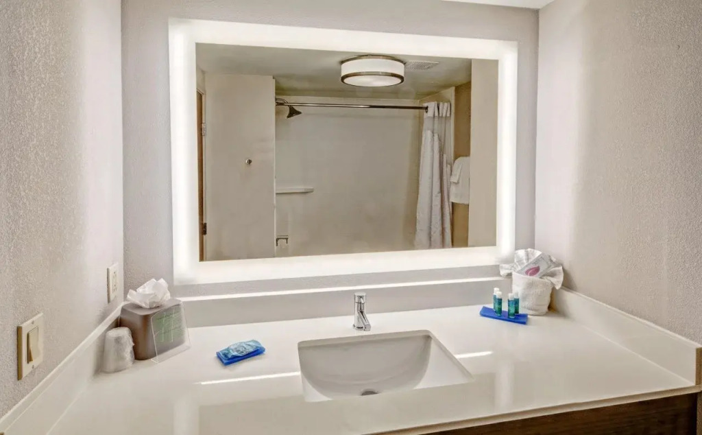 Holiday Inn Express Hotel & Suites Memphis Southwind by IHG