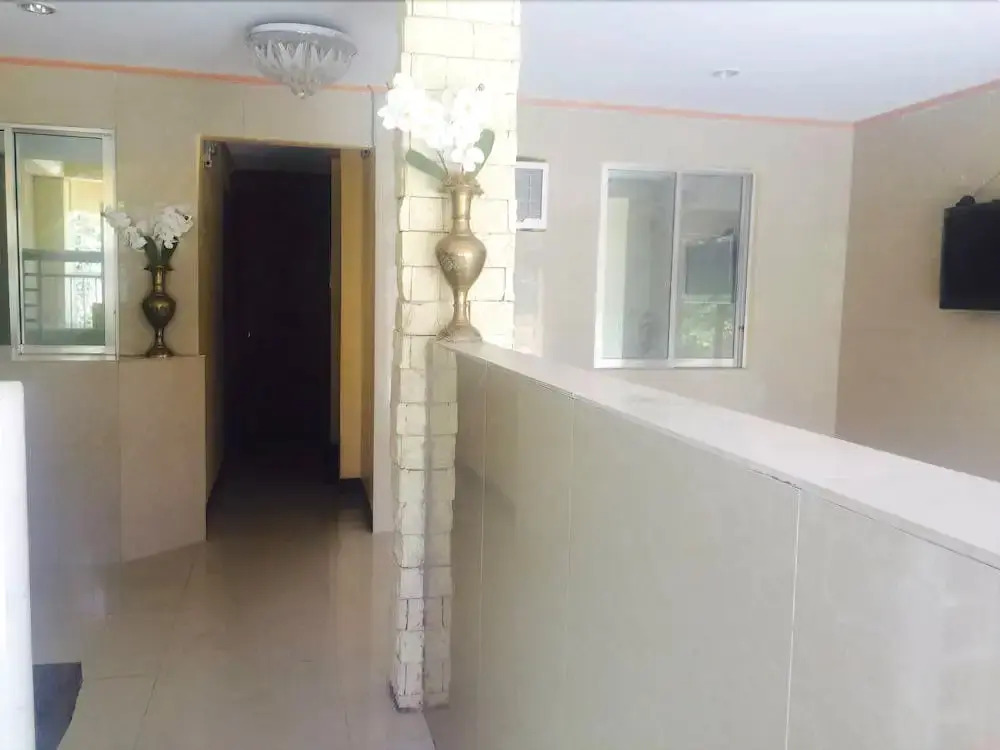 Garces Budget Apartelle