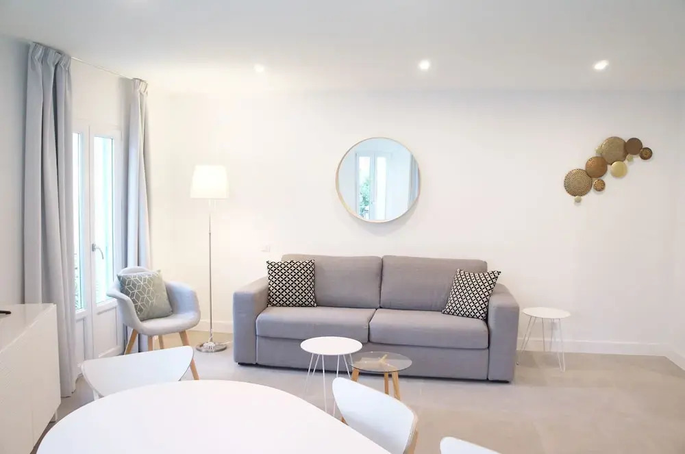 Republique 101 Apartment