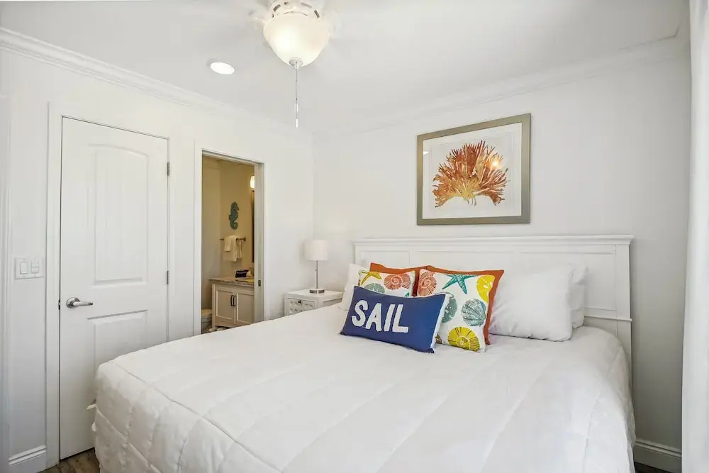 Sandpiper Cove 1129 2 Bedroom Condo by RedAwning