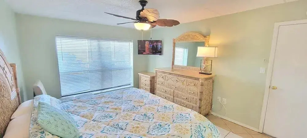 Saida 4303 2 Bedroom Home by RedAwning