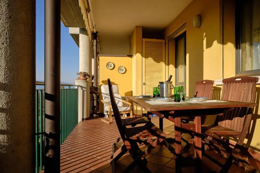 Sidonia apartment for three people in a residence with swimming pool.