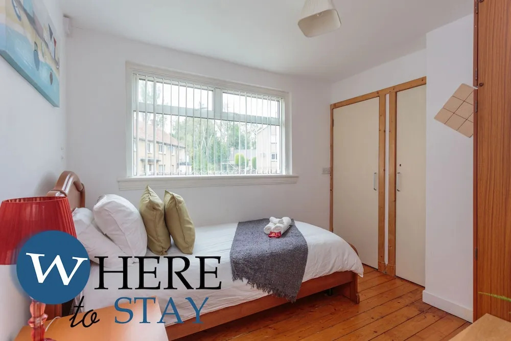 Lovely Apartment by the Hillwood Park-free Parking
