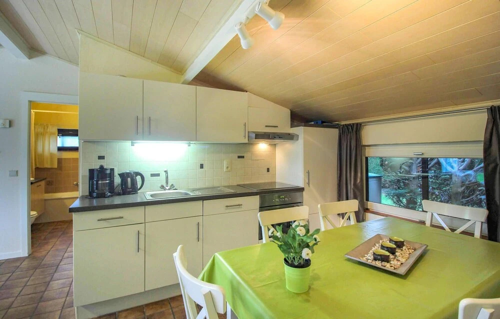 3 Bedroom Awesome Home In Oostduinkerke