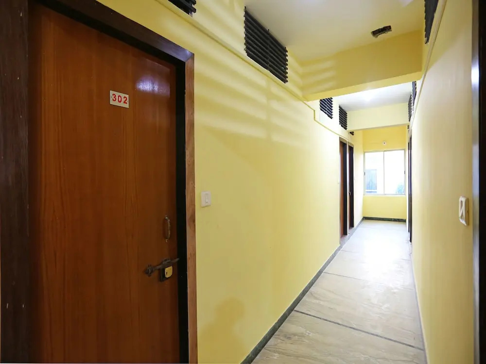 OYO 12337 Hotel Rupashi Bangla