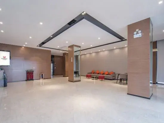 Borrman Hotel (Pingguo Cultural Park Stadium)