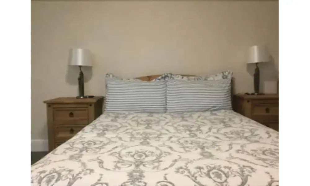 T & J Motel