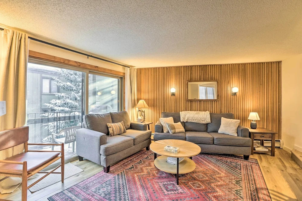 Breckenridge Condo w/ Gas Grill < 1 Mi to Peak 8!