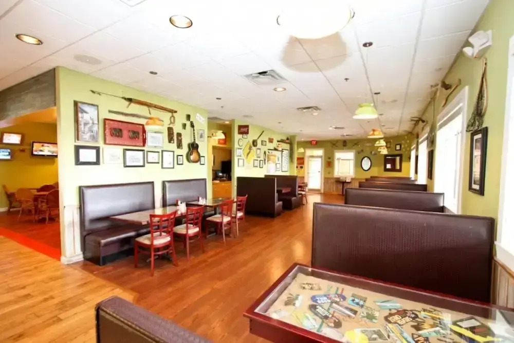 Afford-ably priced 3 Br condo by RedAwning
