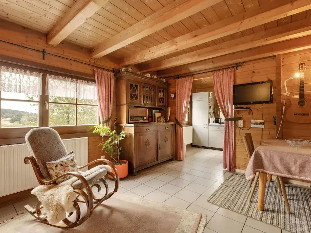 Holzferienhaus in Hinterrod mit Sauna