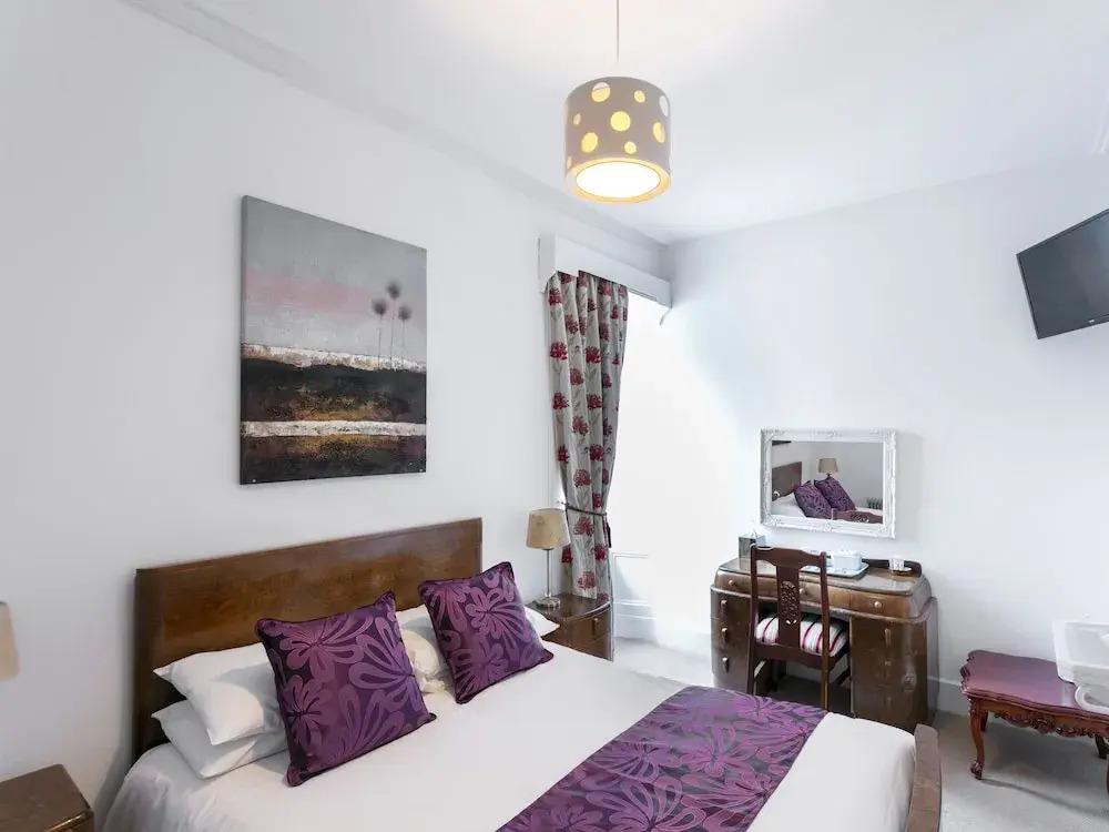 Lochinvar Hotel