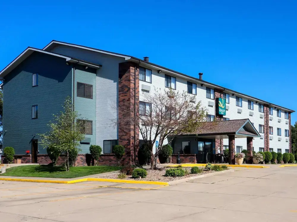 Days Inn - Bloomington