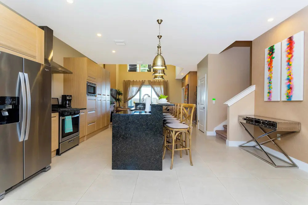 Stunning 4 Bd Close To Disney @ Magic Village 3247