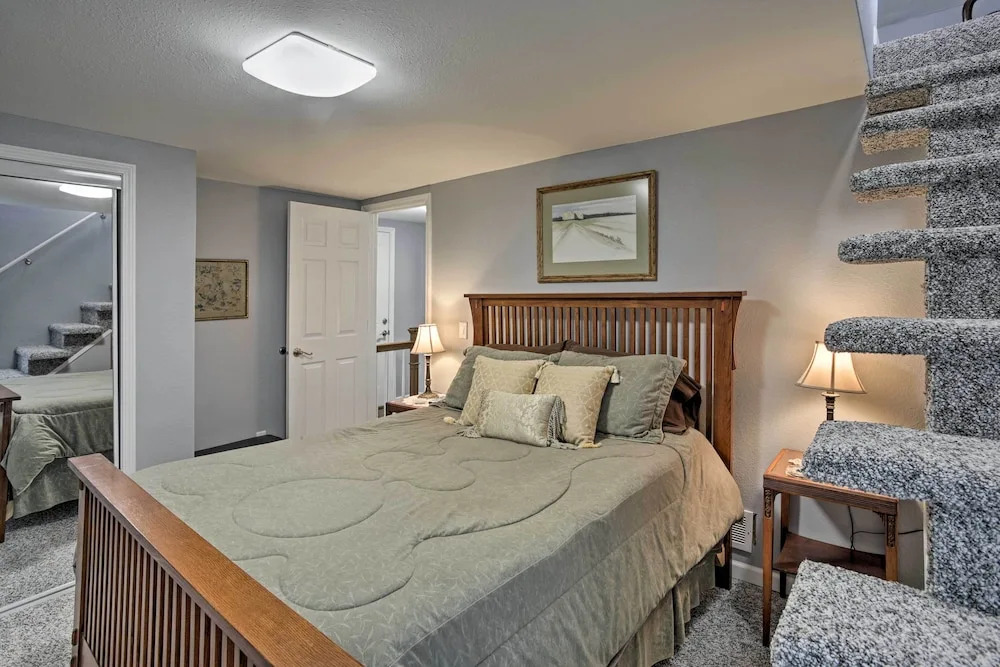 Historic Laramie Condo - 3 Blocks to Downtown & UW