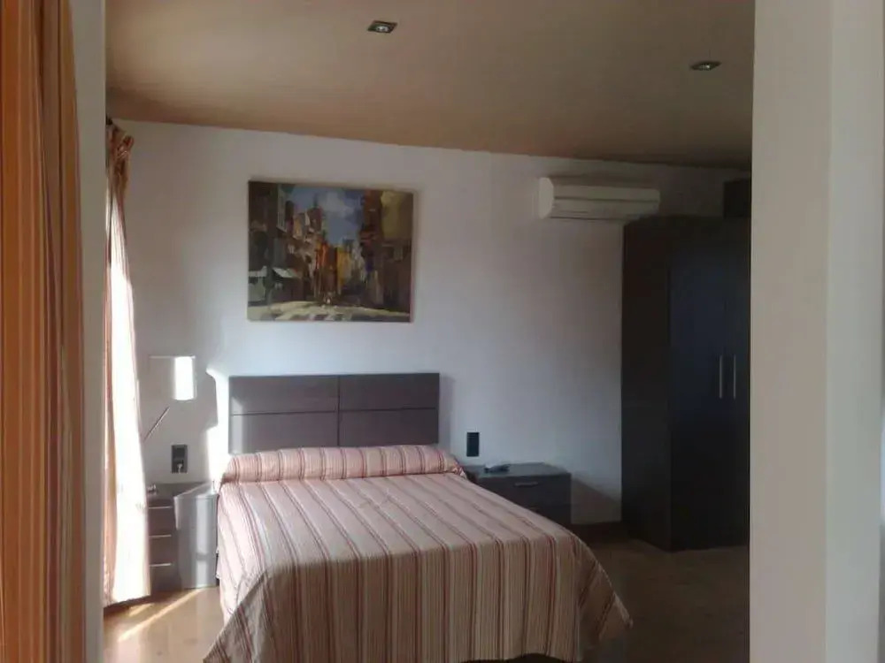 Hotel Bon Lloc