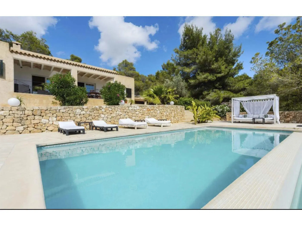 Detached Villa in Ibiza with Great Views of Hills & Hot Tub