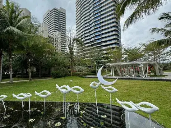 Hotel Clouds