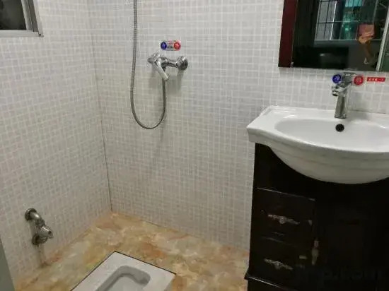 Yuanjiang Hotel
