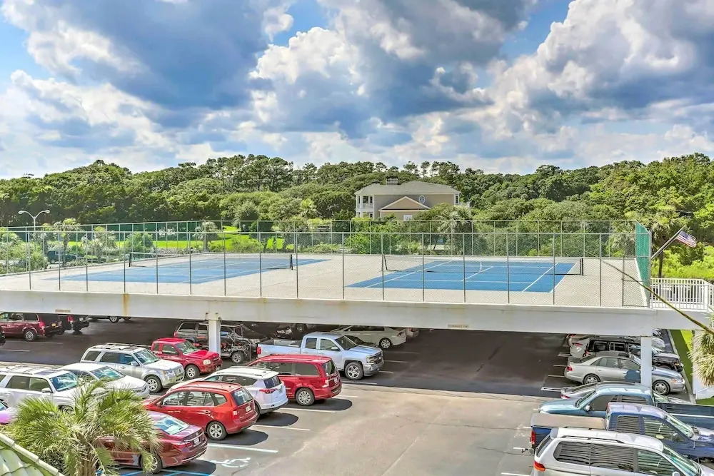 Oceanfront Myrtle Beach Condo w/ Outdoor Pool