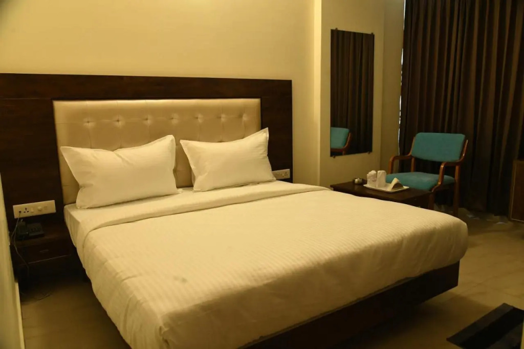 ADVAITHA RESIDENCY