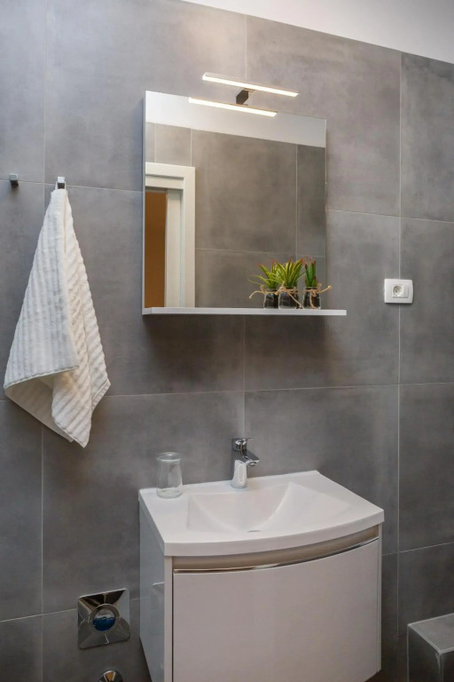 Luxury Studios & Room Five