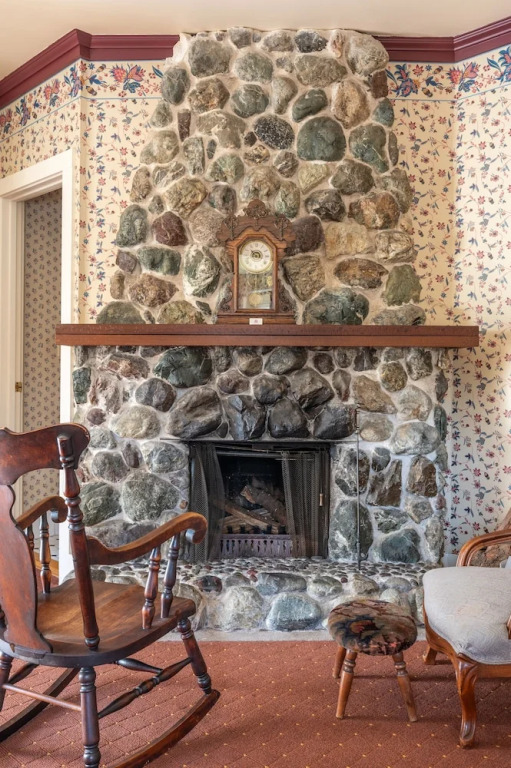 Martine Inn