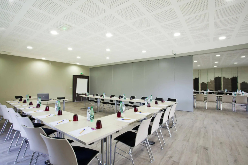 Golden Tulip Avignon Le Paradou