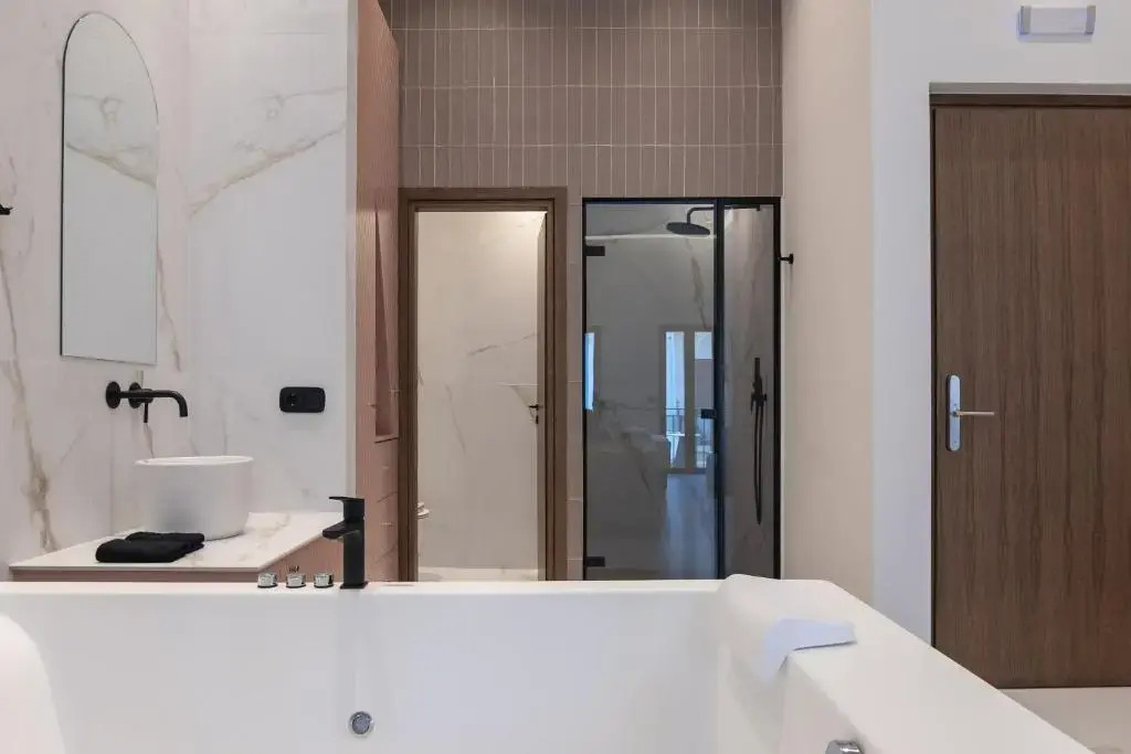 Omma Suites