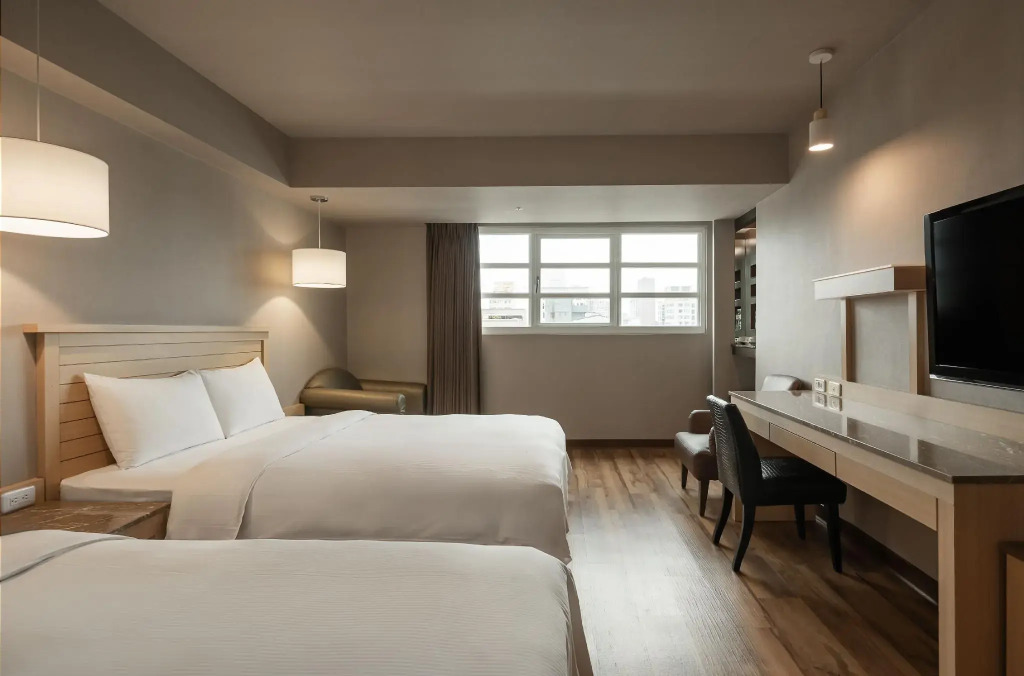 Kindness Hotel Liouhe Night Market Qixian