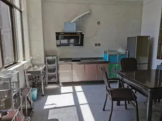 Maitreya Yuxuan Hot Spring Homestay (Huquan Ecological Park Dongdaemun Branch)