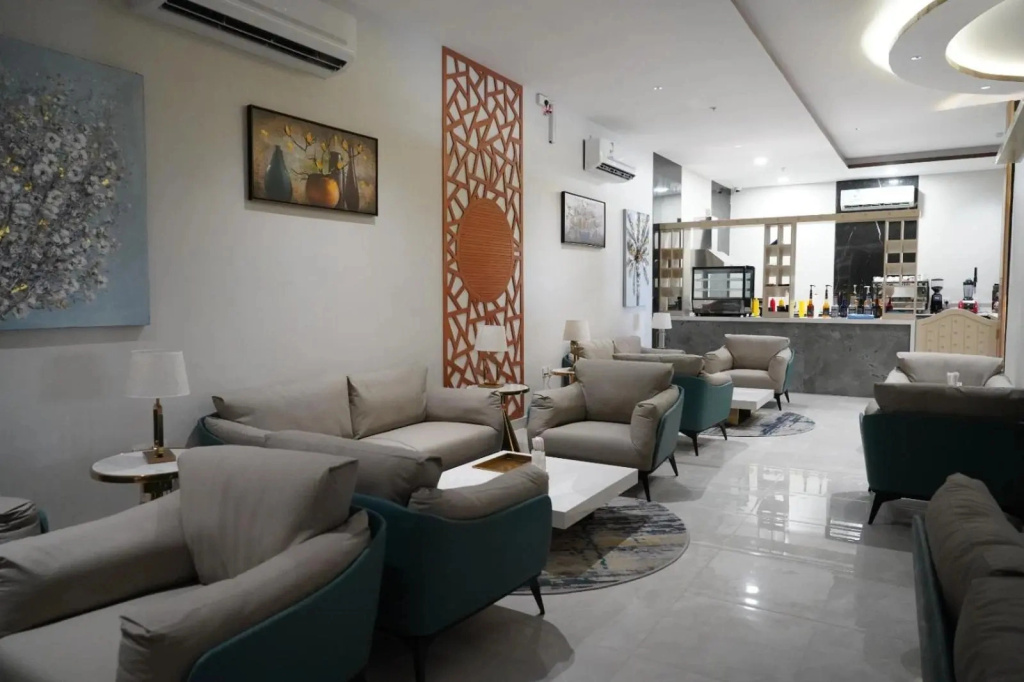 Leopard Hotel