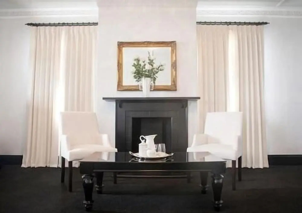 The Royal Hotel