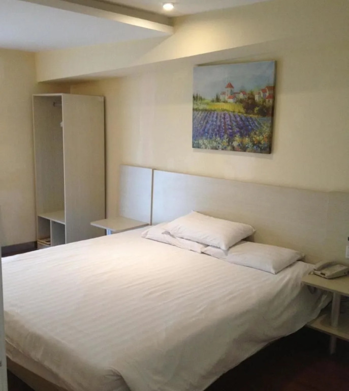 HanTing Hotel (Nanjing Xinjiekou Wutaishan Sports Center )