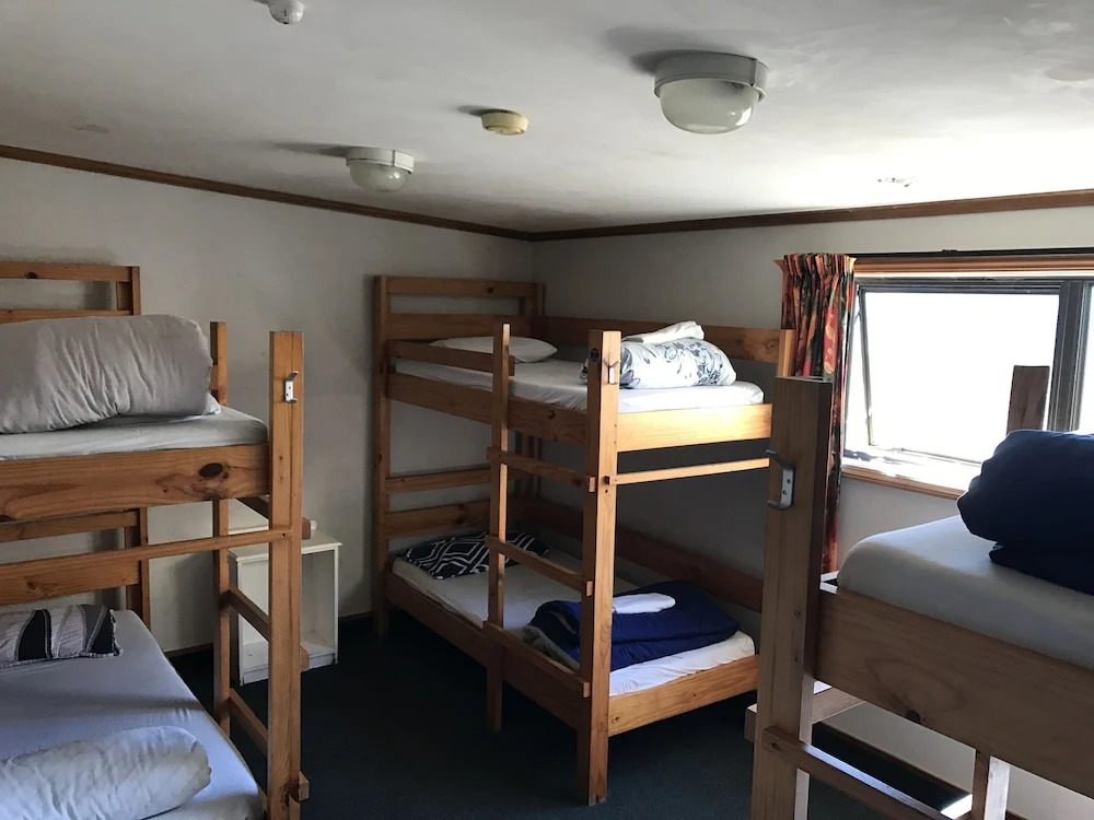 Rainbow Lodge - Hostel
