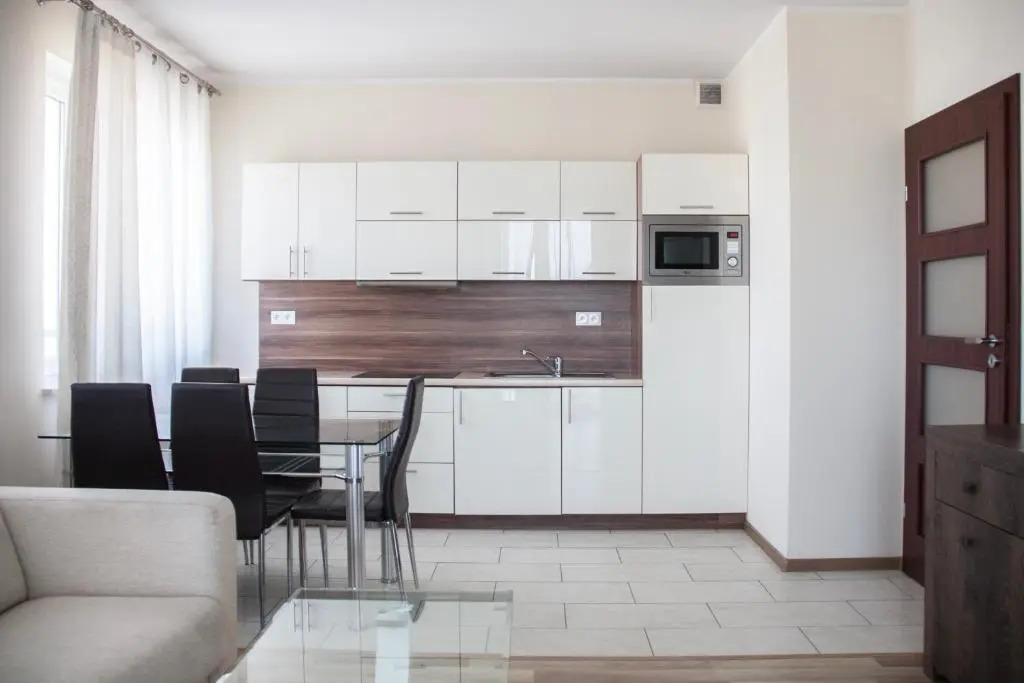 Senator Warsaw Apartments