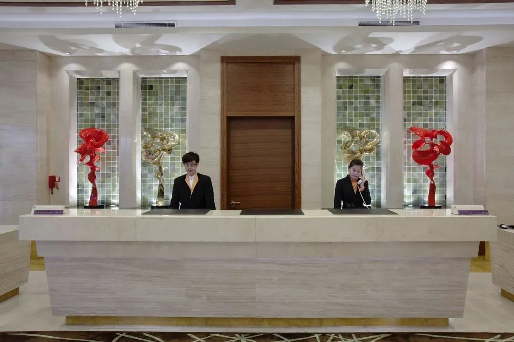 Crowne Plaza Hotel Dandong