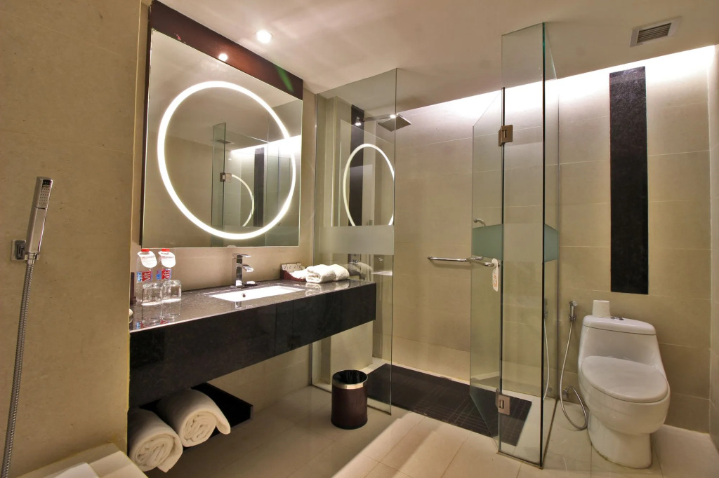 Swiss-Belhotel Harbour Bay