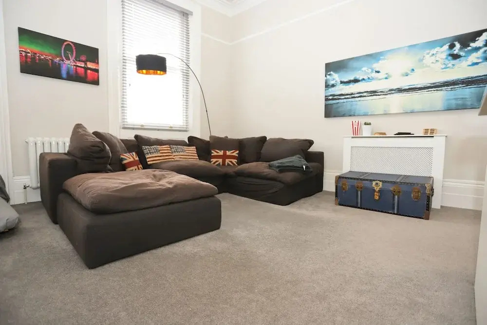 Spacious Flat in Centre of Bournemouth