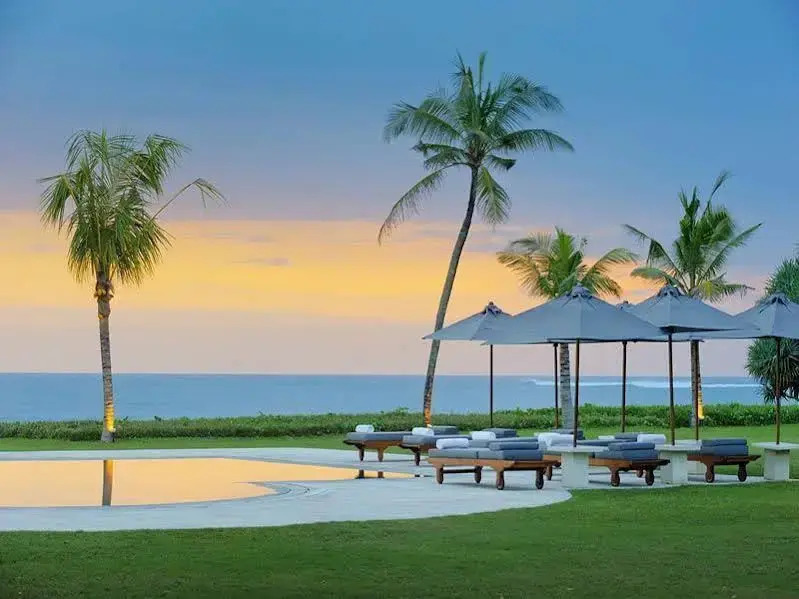 Villa Atas Ombak
