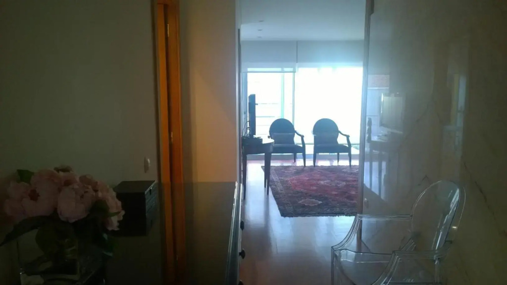 Marginal Luminous Beach Apartment